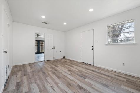 1106 Hackberry Drive Marble Falls TX 78654