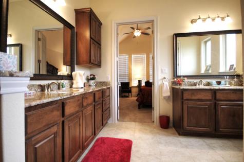 101 Rocky Summit Court Spicewood TX 78669