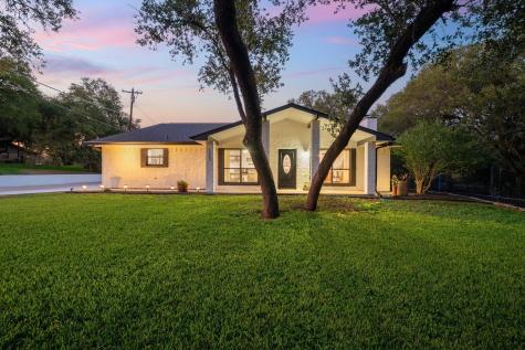 113 Timberlake Drive Kingsland TX 78639