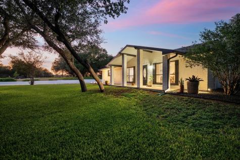 113 Timberlake Drive Kingsland TX 78639
