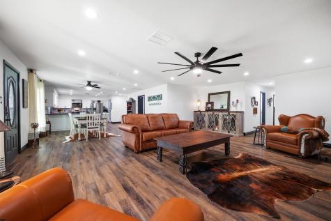 113 Timberlake Drive Kingsland TX 78639