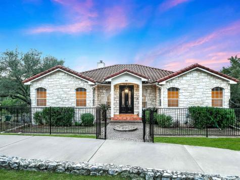400 Quick Draw Horseshoe Bay TX 78657