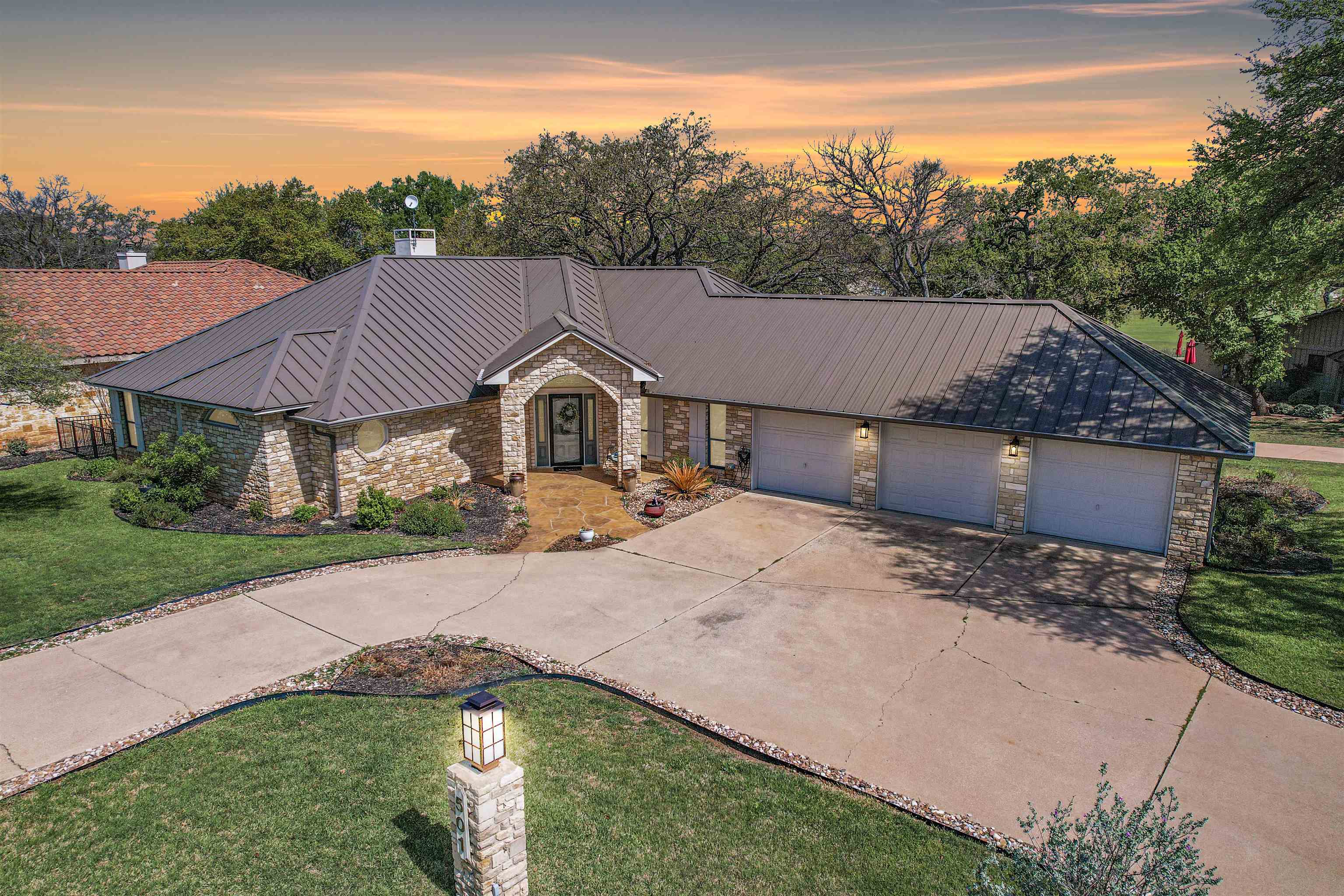 501 Sombrero Horseshoe Bay TX 78657