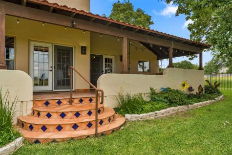 111 Woodlawn Drive Kingsland TX 78639