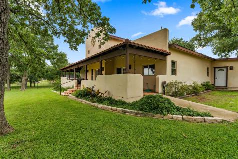 111 Woodlawn Drive Kingsland TX 78639