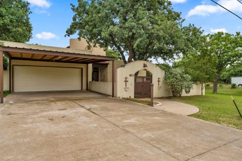 111 Woodlawn Drive Kingsland TX 78639