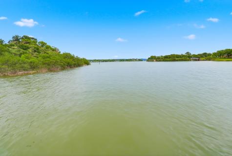 1412 Parkway Tow TX 78672