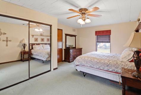 1412 Parkway Tow TX 78672