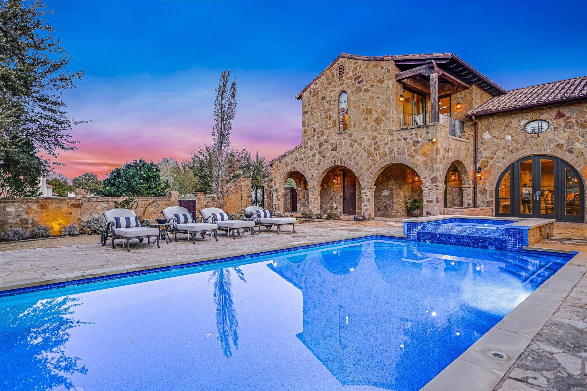 271 La Serena Loop Horseshoe Bay TX 78657