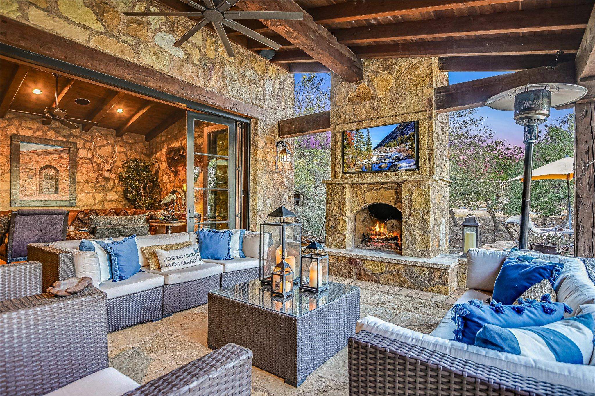 271 La Serena Loop Horseshoe Bay TX 78657