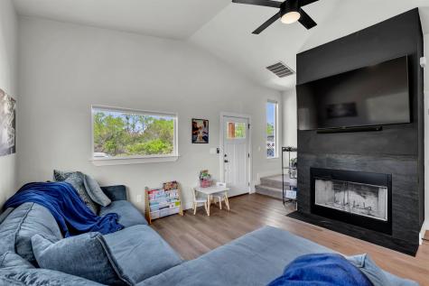 230 Rosehill Drive Granite Shoals TX 78654