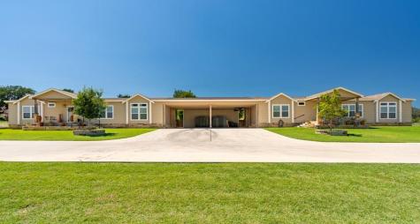 126-130 Robby Lane Kerrville TX 78028