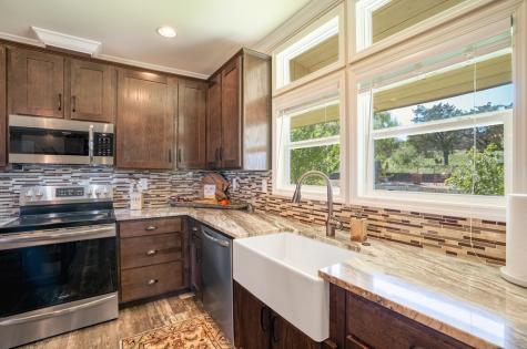 126-130 Robby Lane Kerrville TX 78028