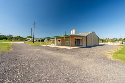 126-130 Robby Lane Kerrville TX 78028