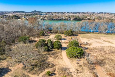 135 Rooster Ridge Kerrville TX 78028