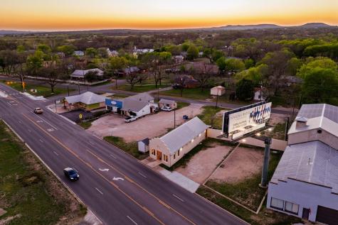 416 Highway 27 Comfort TX 78013