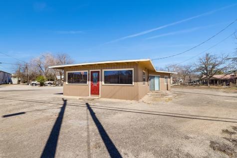518 Junction Highway Kerrville TX 78028