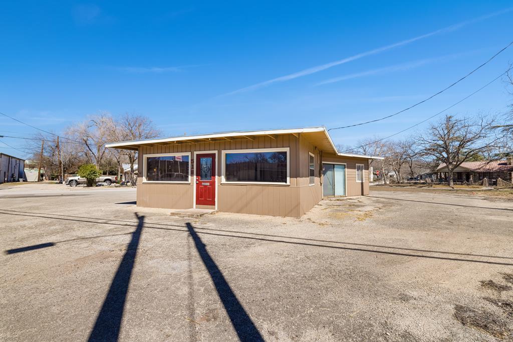 518 Junction Highway Kerrville TX 78028
