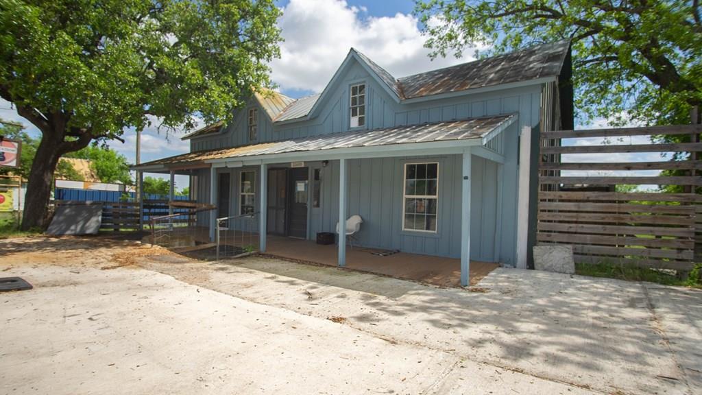 23699 Highway 290 Harper TX 78631