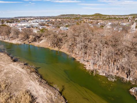 2523 Memorial Boulevard Kerrville TX 78028