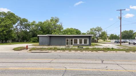 1407 Broadway Kerrville TX 78028