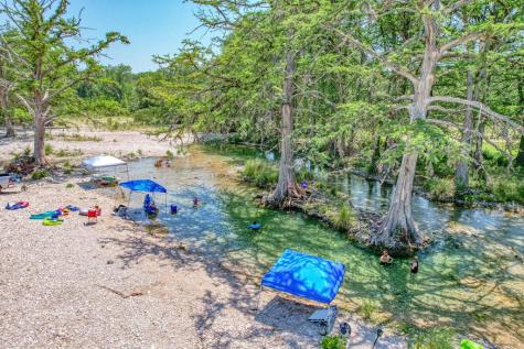 170 Johnny Seibert Lane Leakey TX 78873