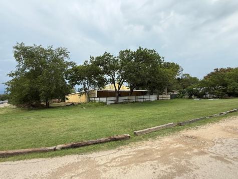2916 Hunt Street Kerrville TX 78028