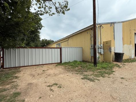 2916 Hunt Street Kerrville TX 78028