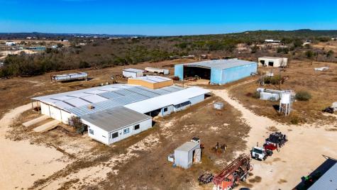 5588 Highway 27 Center Point TX 78010