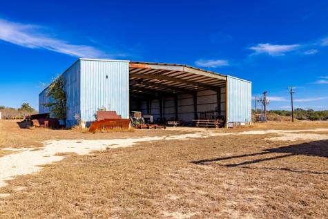 5588 Highway 27 Center Point TX 78010