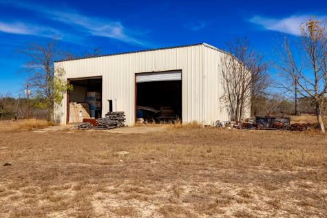 5588 Highway 27 Center Point TX 78010