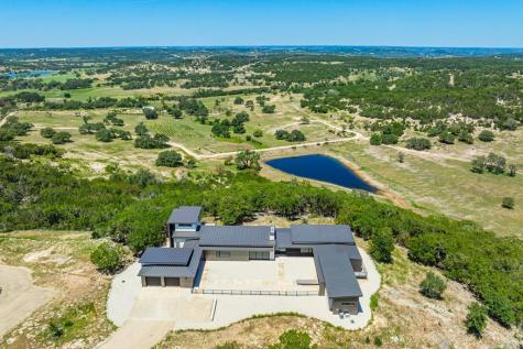 5081 Highway 173 Center Point TX 78010