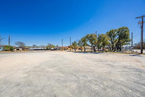 1812 Water Street Kerrville TX 78028
