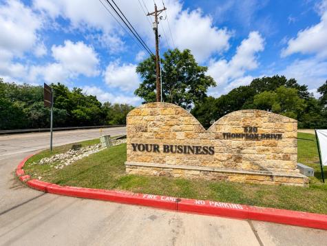 520 Thompson Drive Kerrville TX 78028