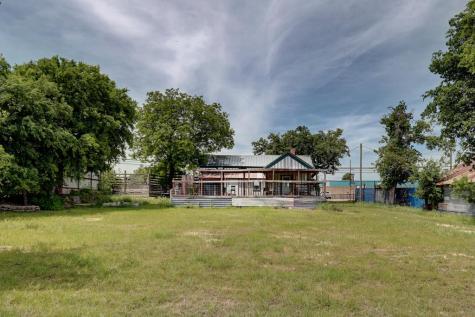 23717 Highway 290 Harper TX 78631