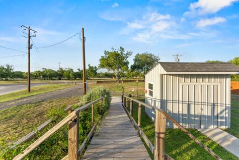 286 Highway 173 Bandera TX 78003