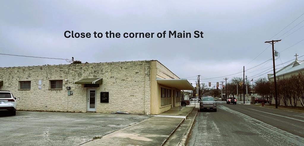 228 Washington Street Kerrville TX 78028
