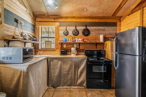 204 S Sweeten Street Rocksprings TX 78880