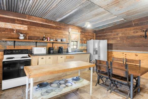 204 S Sweeten Street Rocksprings TX 78880
