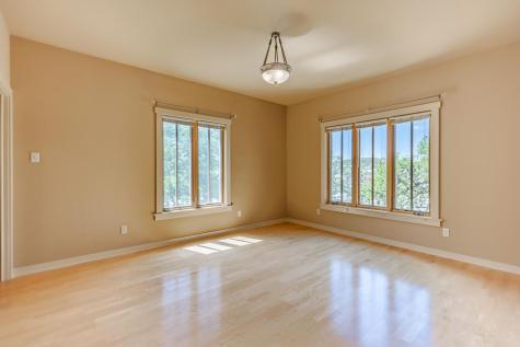 1104-B Lois Street Kerrville TX 78028
