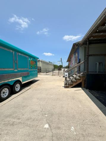521-601 Clay Street Kerrville TX 78028
