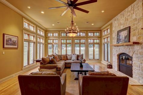 1104 Lois Street Kerrville TX 78028