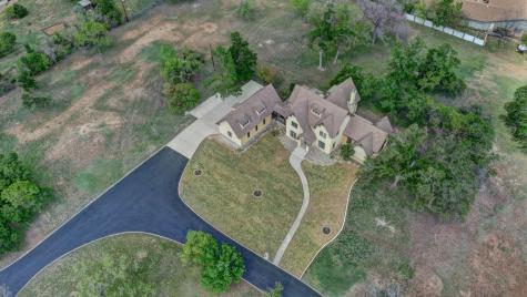 1104 Lois Street Kerrville TX 78028