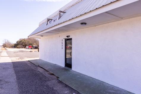 2523 Memorial Boulevard Kerrville TX 78028
