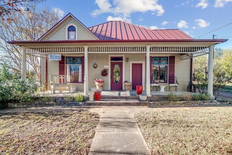 303 Austin Street Fredericksburg TX 78624