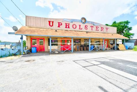 3159 Junction Highway Ingram TX 78025