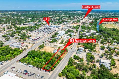 208 Lemos Street Kerrville TX 78028