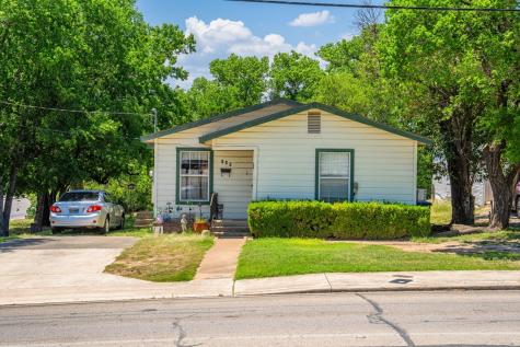 208 Lemos Street Kerrville TX 78028
