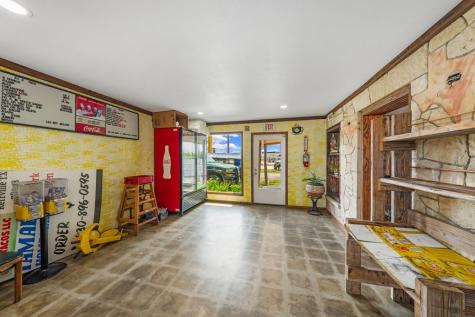 4455 Highway 27 Kerrville TX 78028