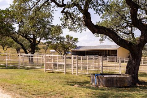 945 Elm Pass Road Center Point TX 78010